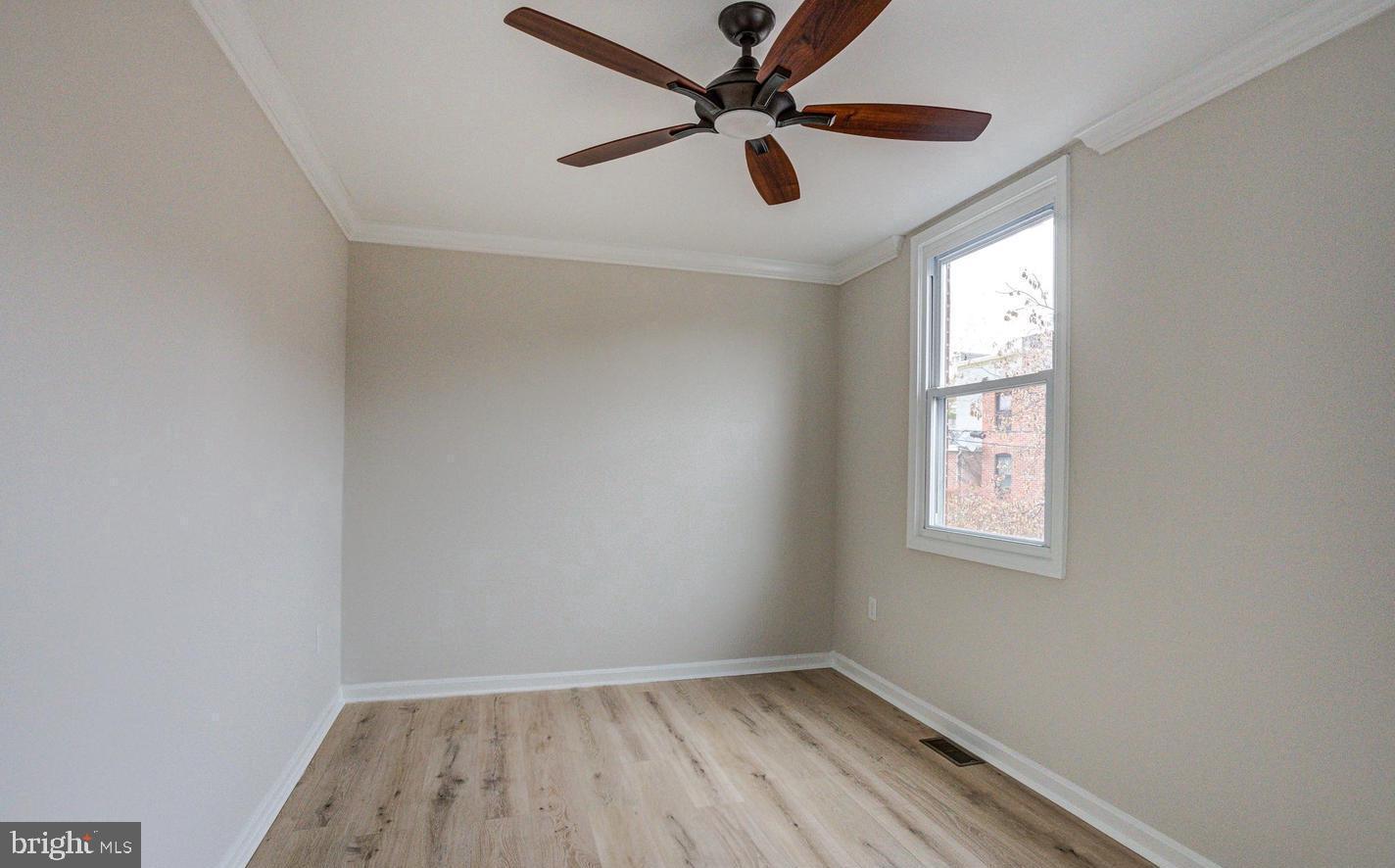 2011 Fountain Street Baltimore, MD 21231 - Photo 24 of 32