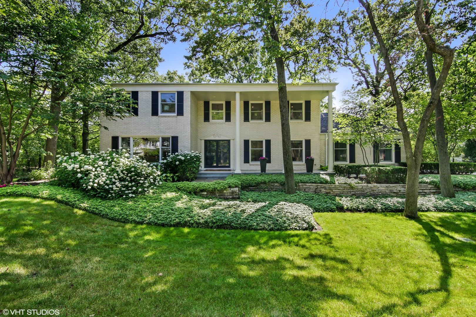 965 Heather Road Deerfield, IL 60015 - Photo 1 of 26