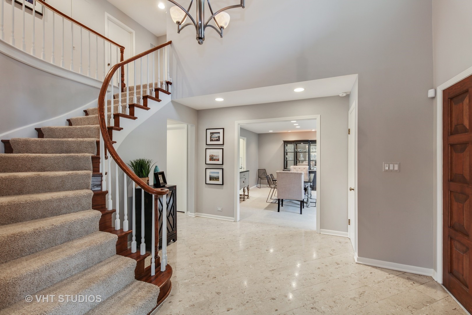 965 Heather Road Deerfield, IL 60015 - Photo 4 of 26