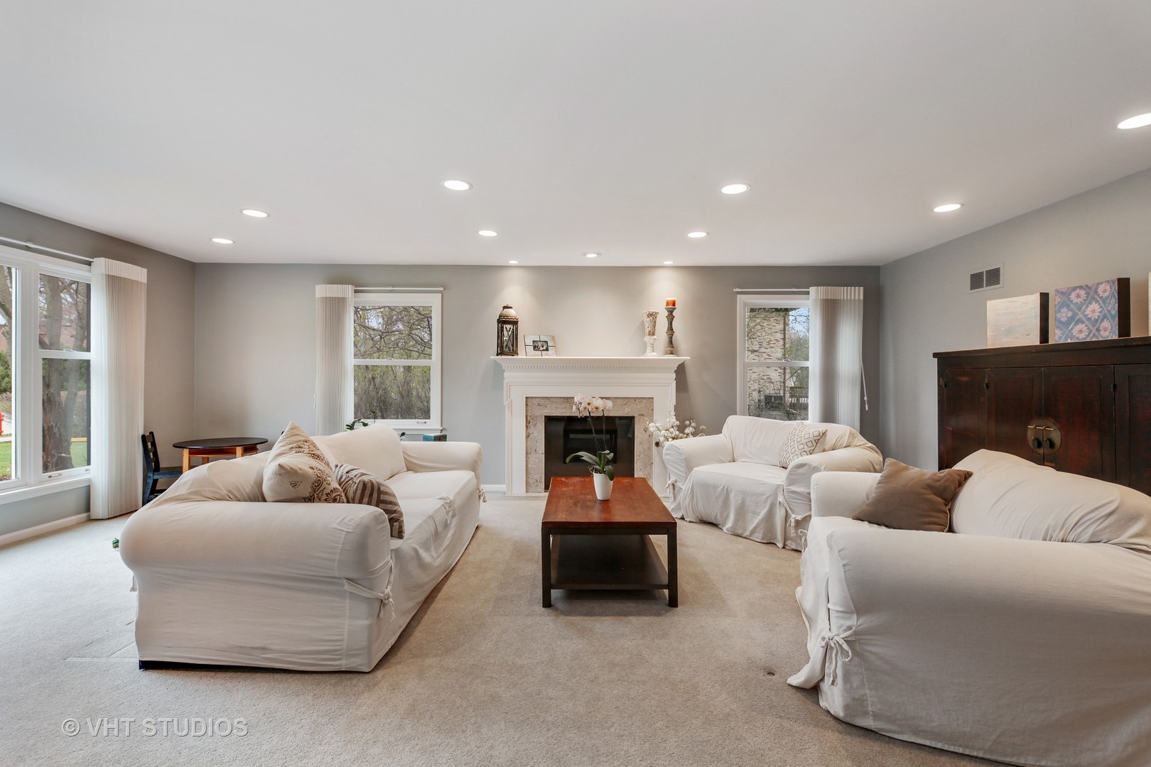 965 Heather Road Deerfield, IL 60015 - Photo 5 of 26