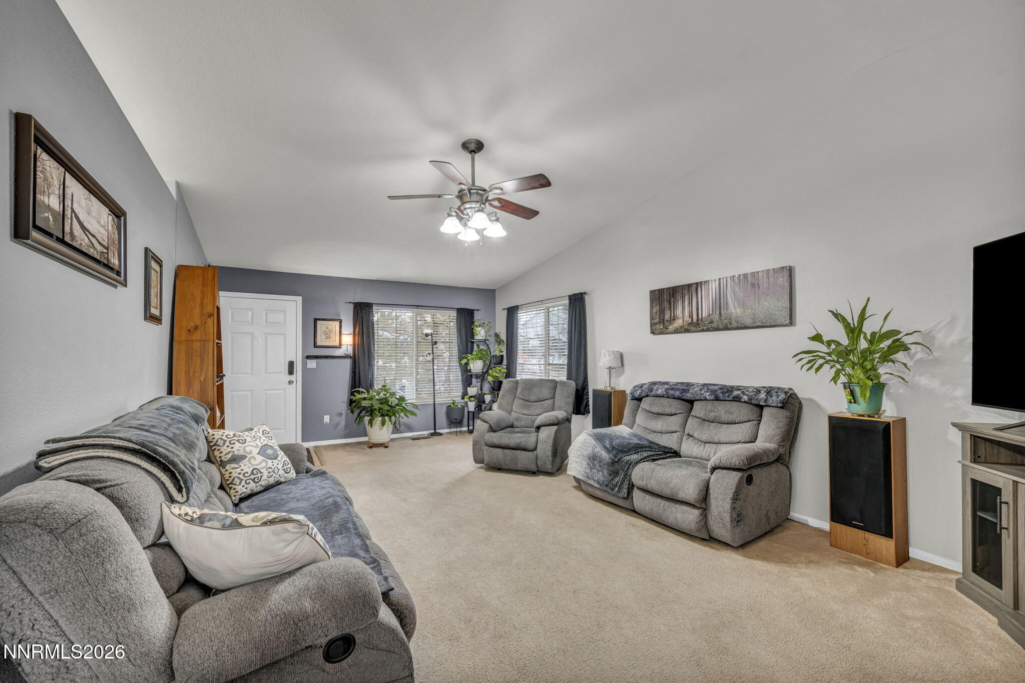 18248 Silverleaf Court Reno, NV 89508 - Photo 18 of 42 18-web-or-mls-18248-silverleaf-ct