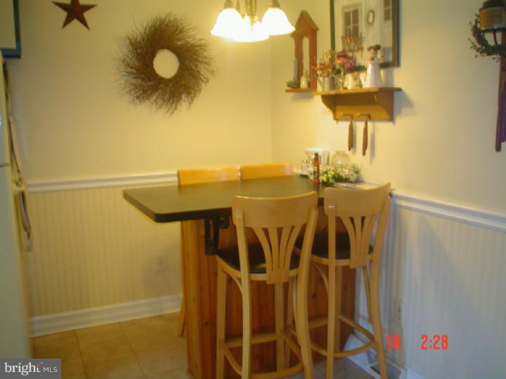 77 Quinton Alloway Road Salem, NJ 08079 - Photo 6 of 21 Kitchen