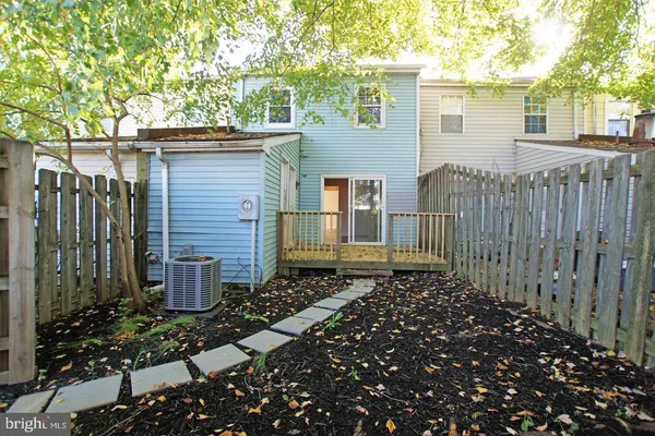 a house view with a garden