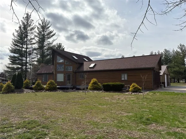 $174,500 | 109 North Washington Street, Ste. Marie, IL 62459
