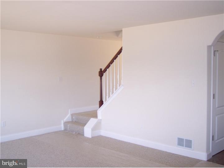 161 Waterway Road Oxford, PA 19363 - Photo 5 of 8 Great Room