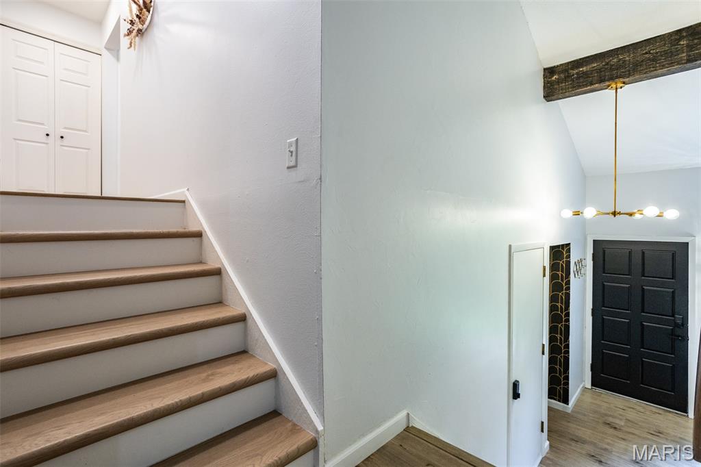 4810 Kaskaskia Trail Godfrey, IL 62035 - Photo 8 of 40