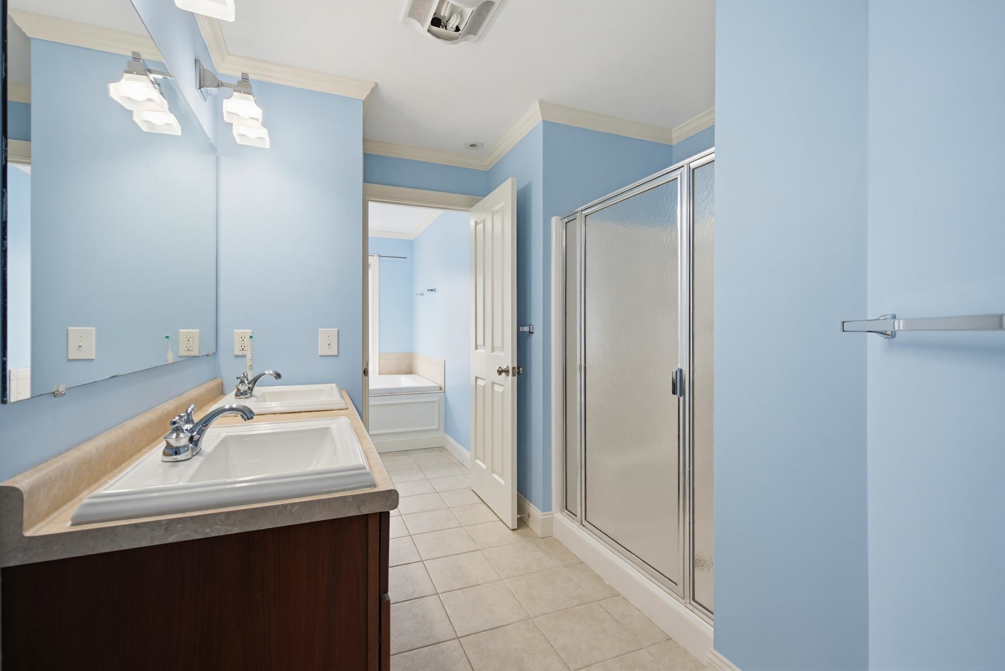 107 Riverwalk Way Manchester, NH 03101 - Photo 26 of 42