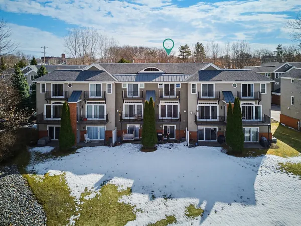 $549,000 | 107 Riverwalk Way, Manchester, NH 03101