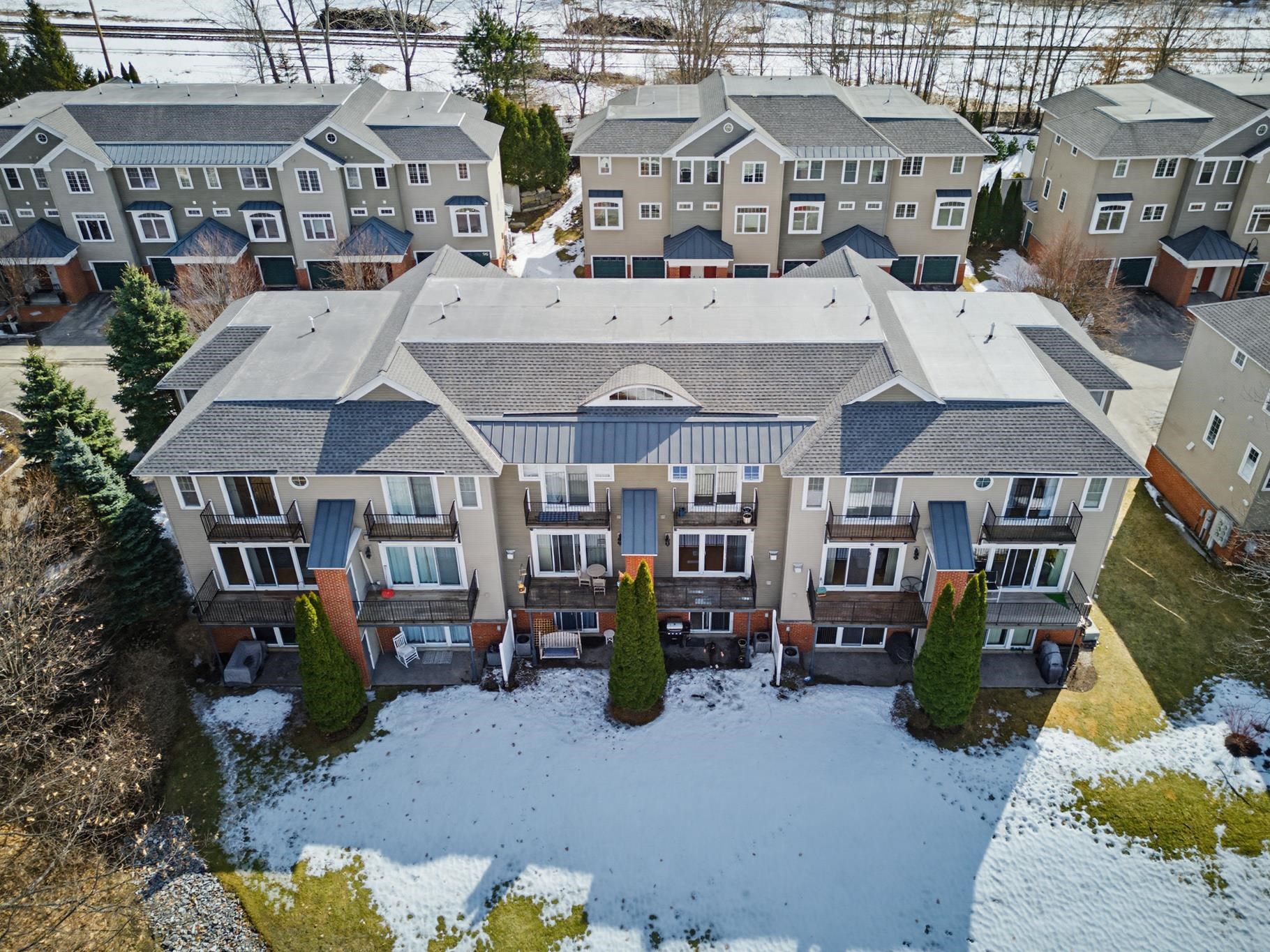 107 Riverwalk Way Manchester, NH 03101 - Photo 36 of 42