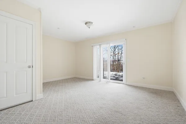 $549,000 | 107 Riverwalk Way, Manchester, NH 03101