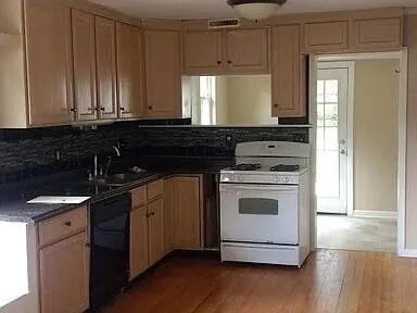 $1,795 | Undisclosed Address, Hanahan, SC 29410