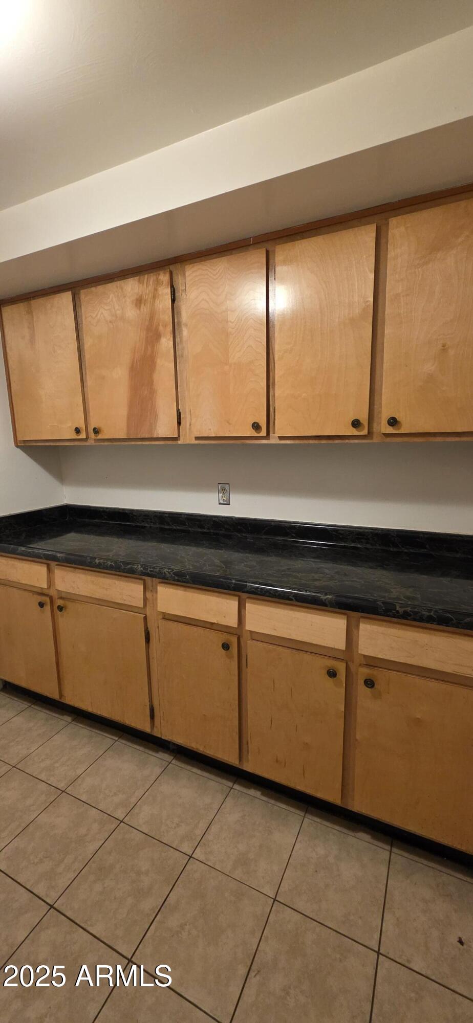 302 North Sage Street Pearce, AZ 85625 - Photo 29 of 38 a close view of sink and cabinets