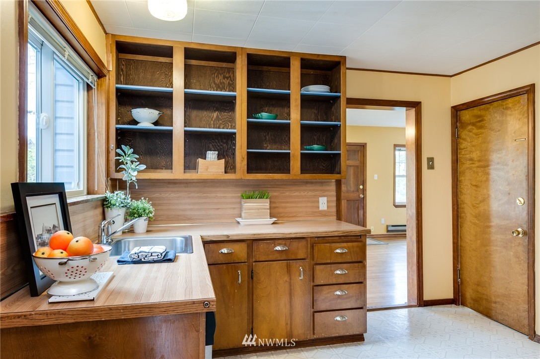 319 North 82nd Street Seattle, WA 98103 - Photo 14 of 25 Gallery Image 14