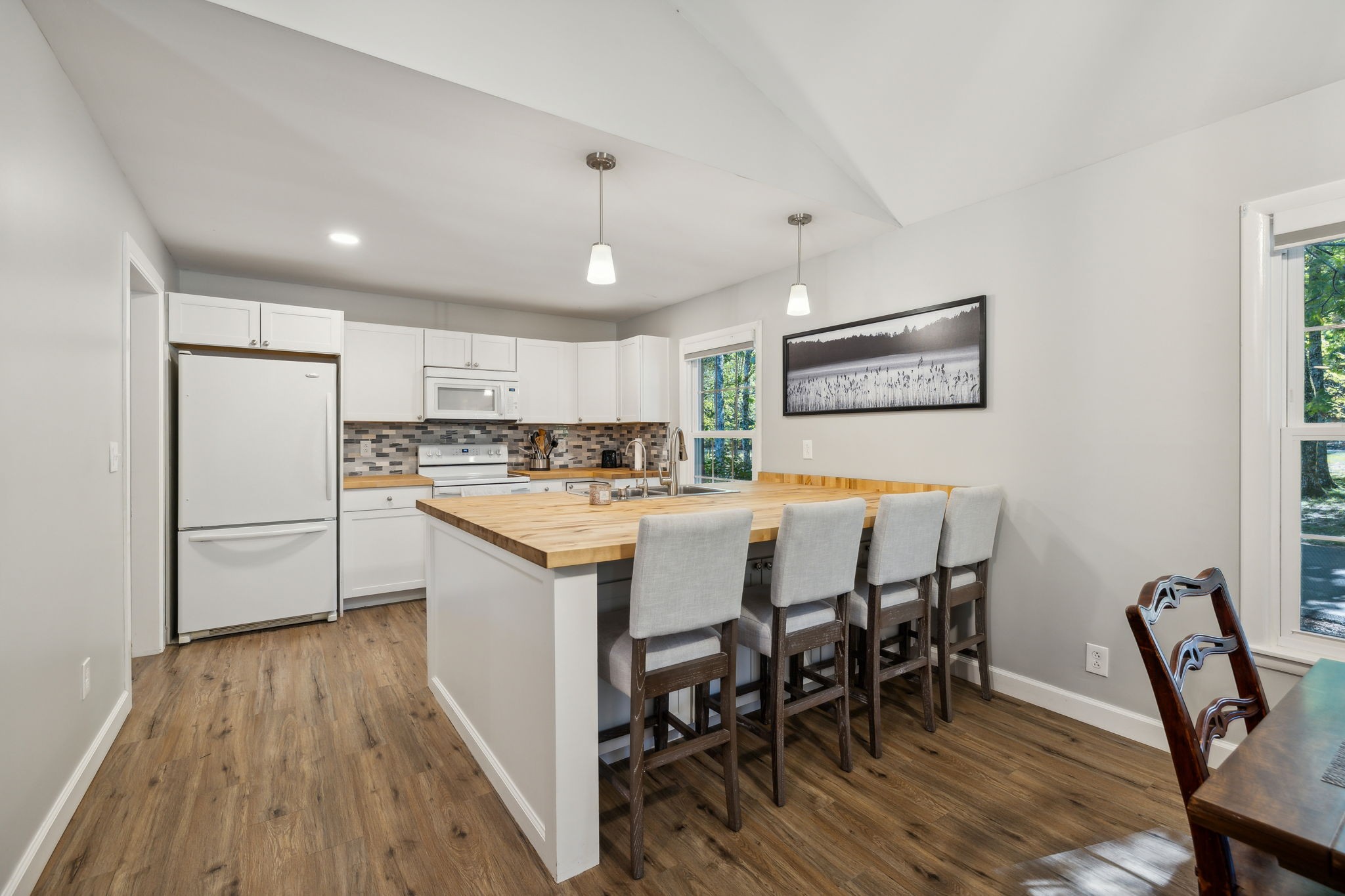441 Scruggs Hollow Road Rockvale, TN 37153 - Photo 9 of 44 The kitchen features a spacious island that provides ample seating for casual meals and gatherings. 441 Scruggs Hollow Rd Rockvale, TN 37153