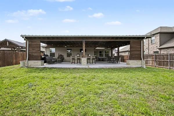 $428,000 | 1237 Rushmore Drive, Burleson, TX 76028