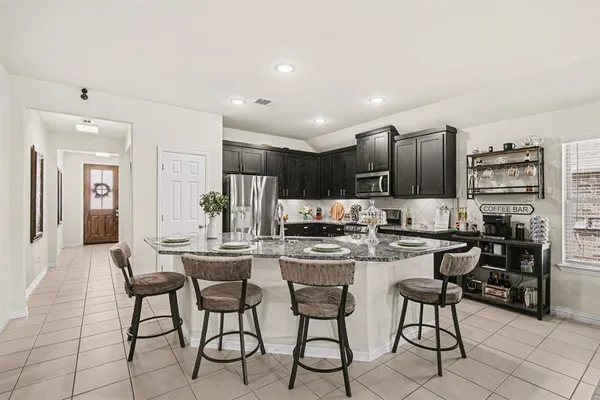 $428,000 | 1237 Rushmore Drive, Burleson, TX 76028