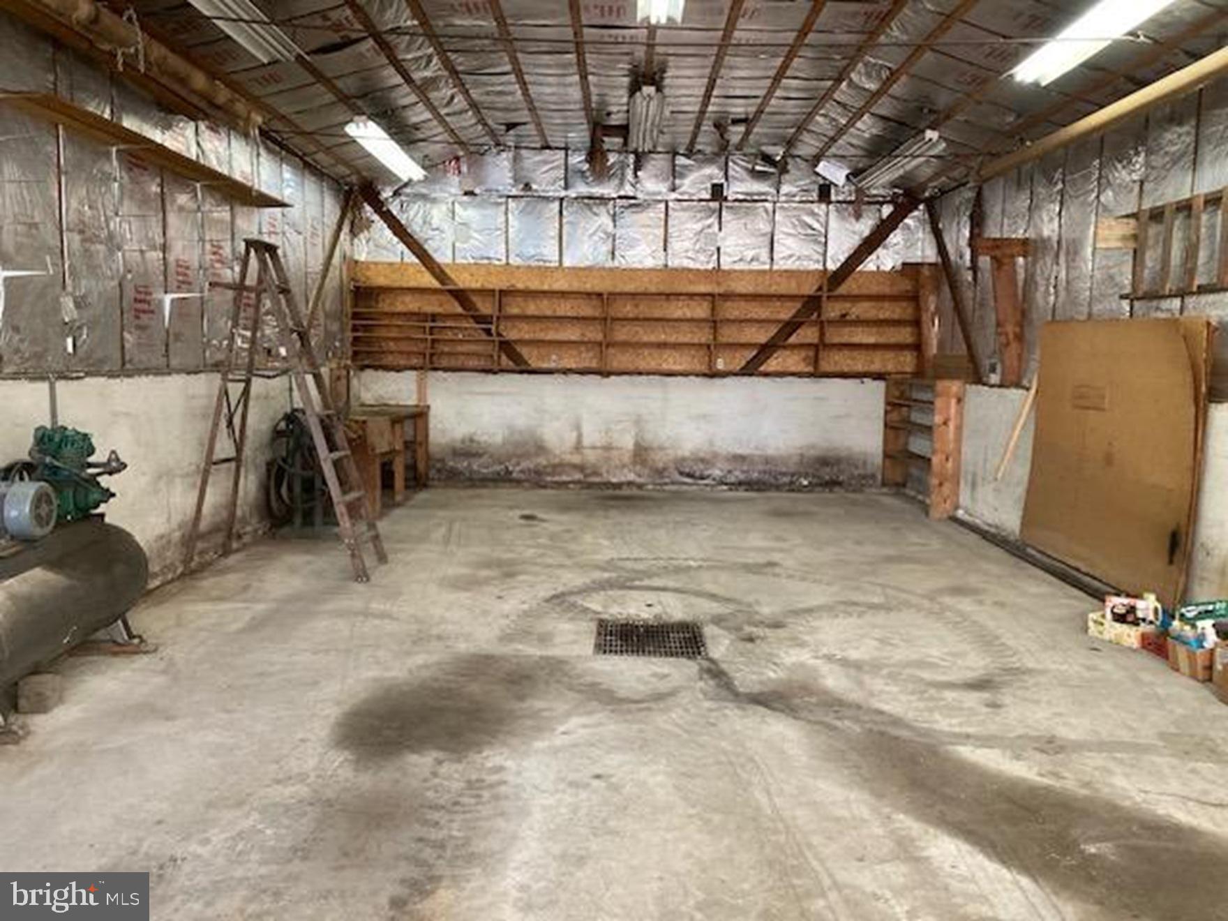 441 Pine Road Hamburg, PA 19526 - Photo 13 of 38