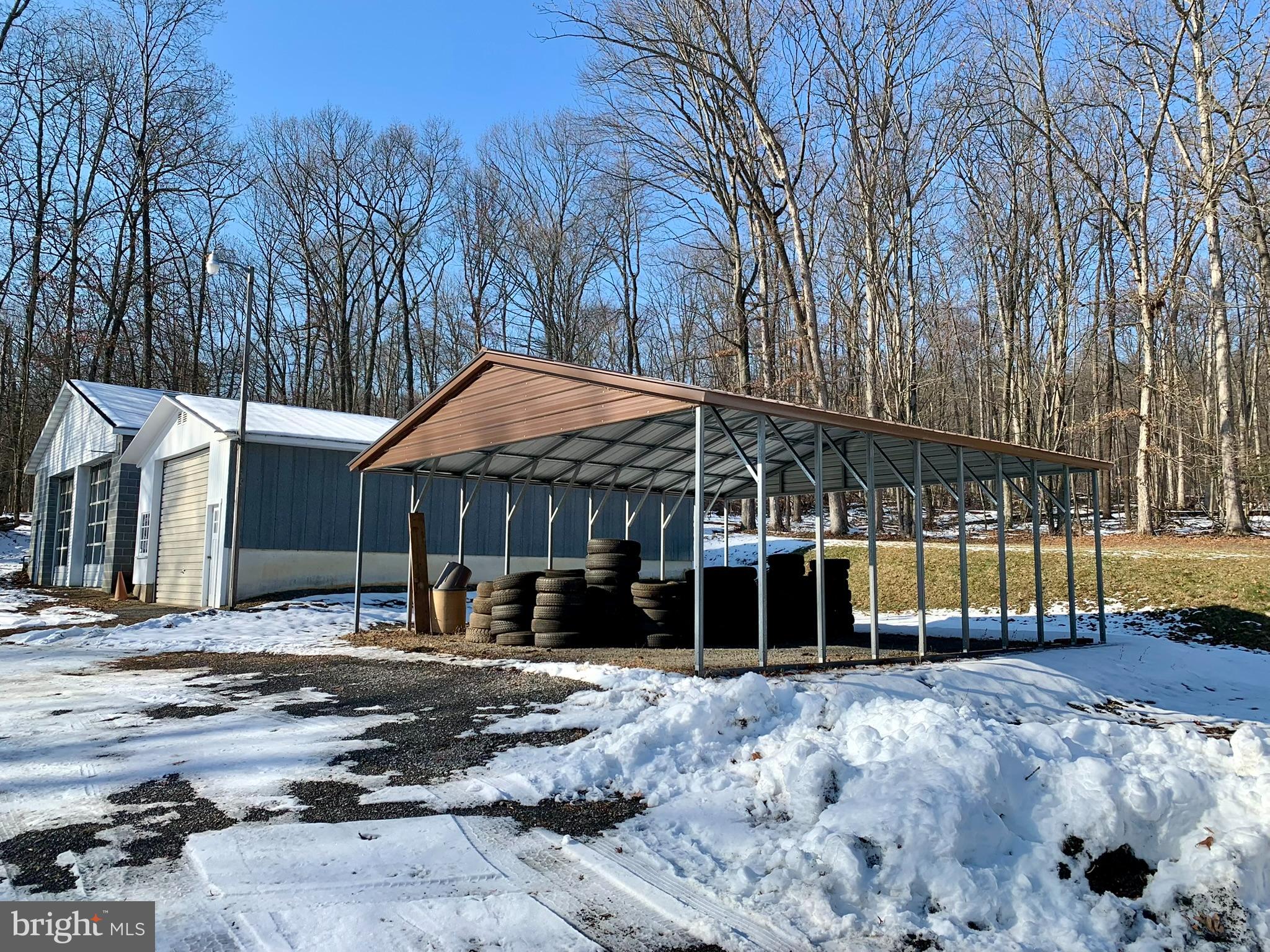 441 Pine Road Hamburg, PA 19526 - Photo 23 of 38 24 wide x 25 deep carport