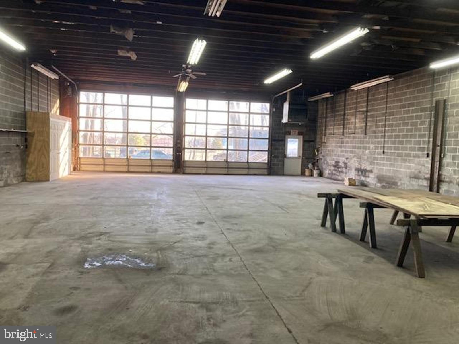 441 Pine Road Hamburg, PA 19526 - Photo 8 of 38