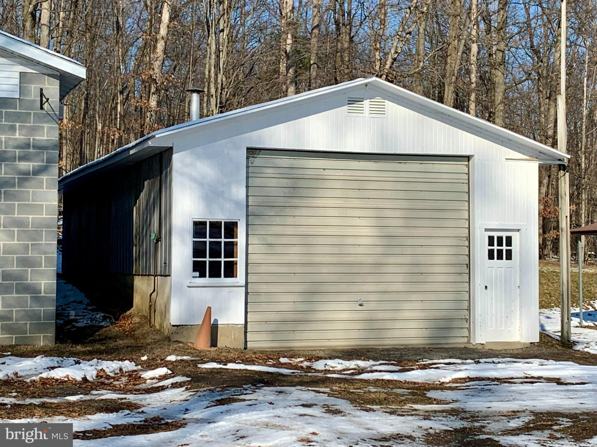 441 Pine Road Hamburg, PA 19526 - Photo 10 of 38 large 22 W x 41 D heated garage