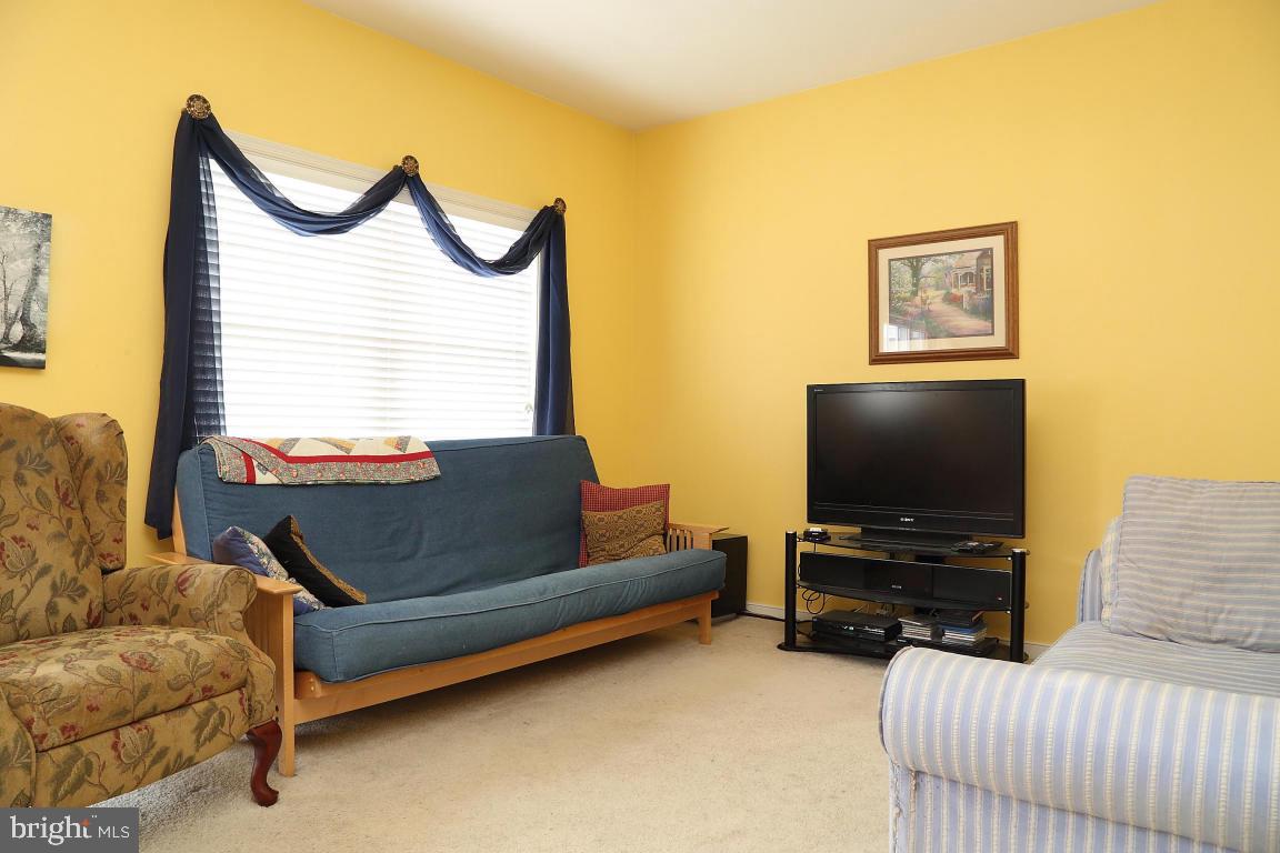 253 North Oak Street Lititz, PA 17543 - Photo 8 of 16