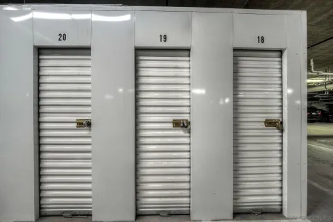 $2,295,000 | 2820 Carleton Street, Unit 16, San Diego, CA 92106