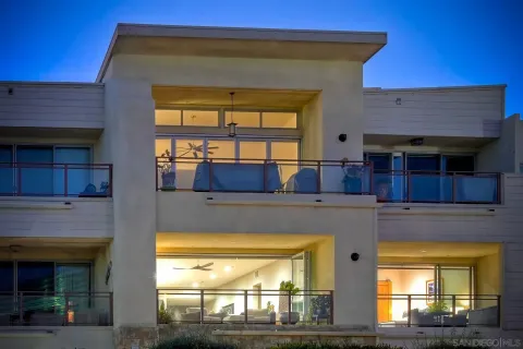 $2,295,000 | 2820 Carleton Street, Unit 16, San Diego, CA 92106