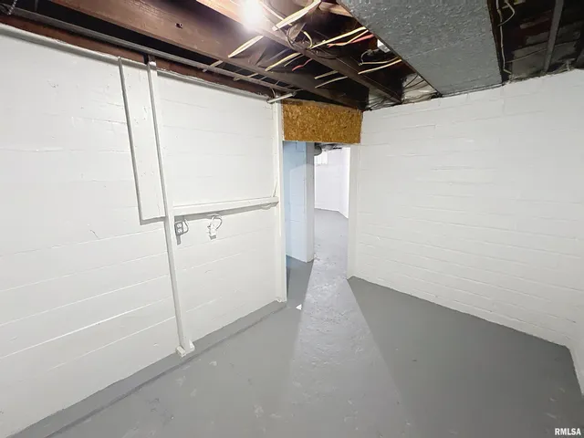 $144,900 | 1638 20th Avenue, Moline, IL 61265