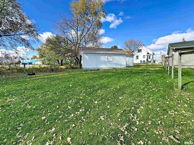 $144,900 | 1638 20th Avenue, Moline, IL 61265