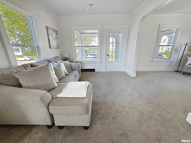 $144,900 | 1638 20th Avenue, Moline, IL 61265