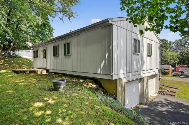 $399,900 | 17 Hickory Street, Highland Mills, NY 10930