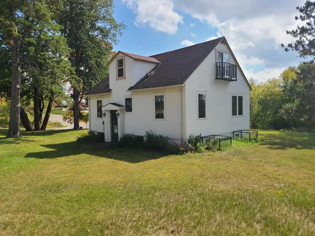 $254,900 | 103 Southwest 4th Street, Grand Rapids, MN 55744