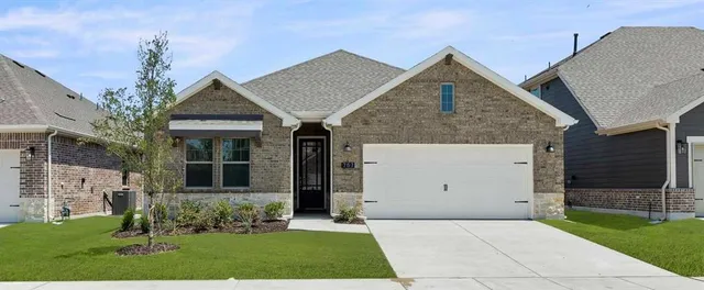 $389,300 | 757 Waterhouse Lk Drive, Anna, TX 75409