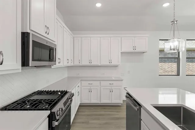 $389,300 | 757 Waterhouse Lk Drive, Anna, TX 75409