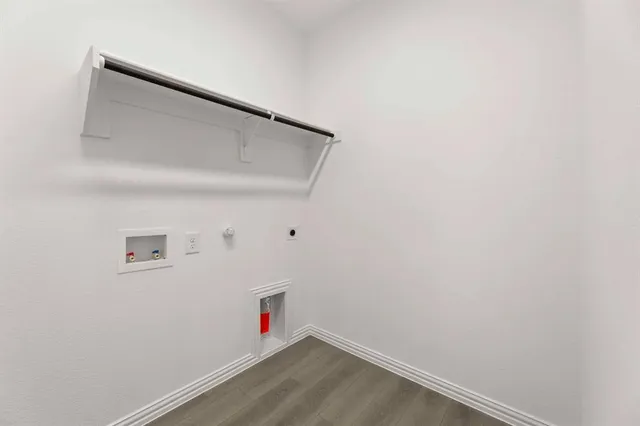 $389,300 | 757 Waterhouse Lk Drive, Anna, TX 75409