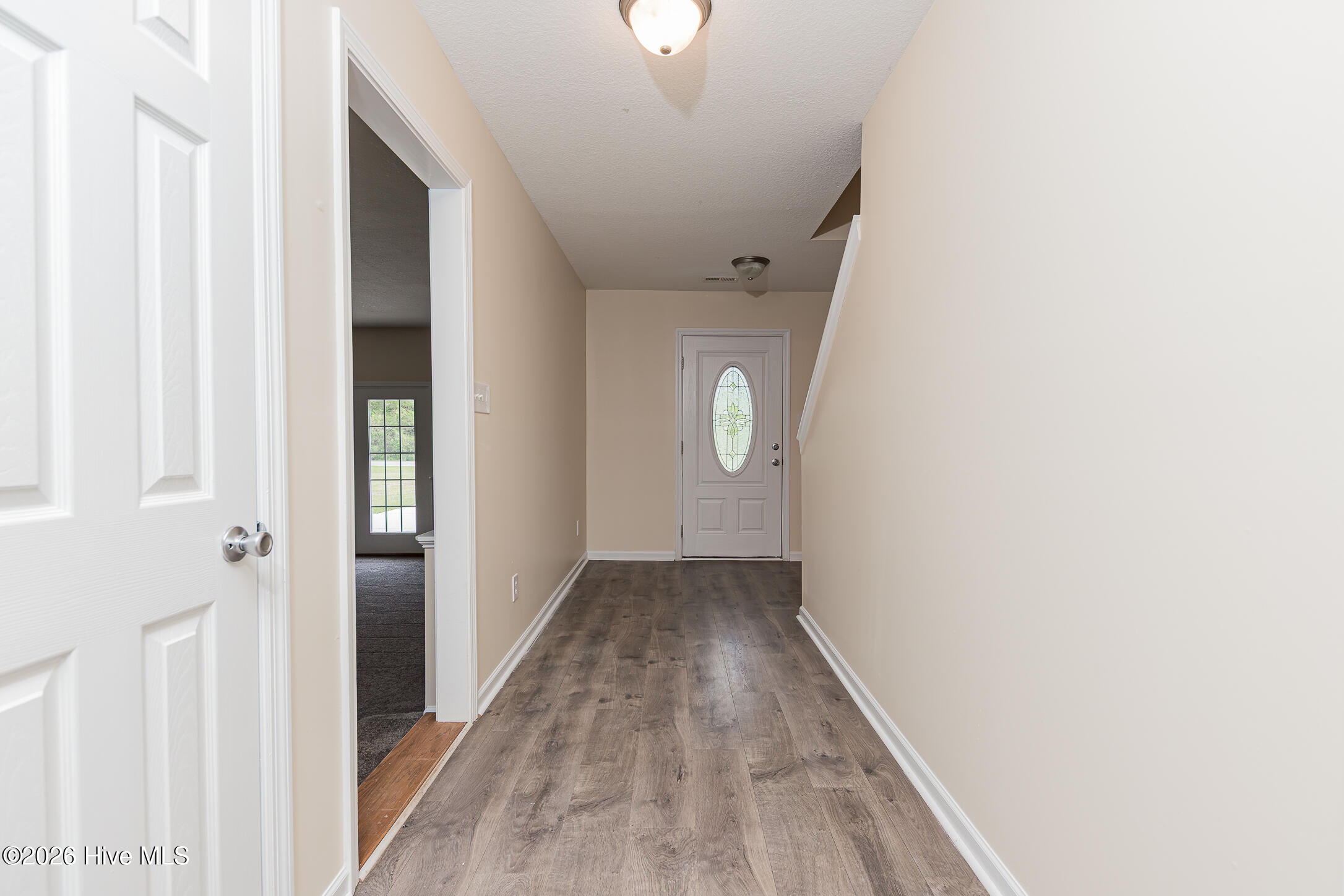 383 Francktown Road Richlands, NC 28574 - Photo 6 of 45 10FOYER