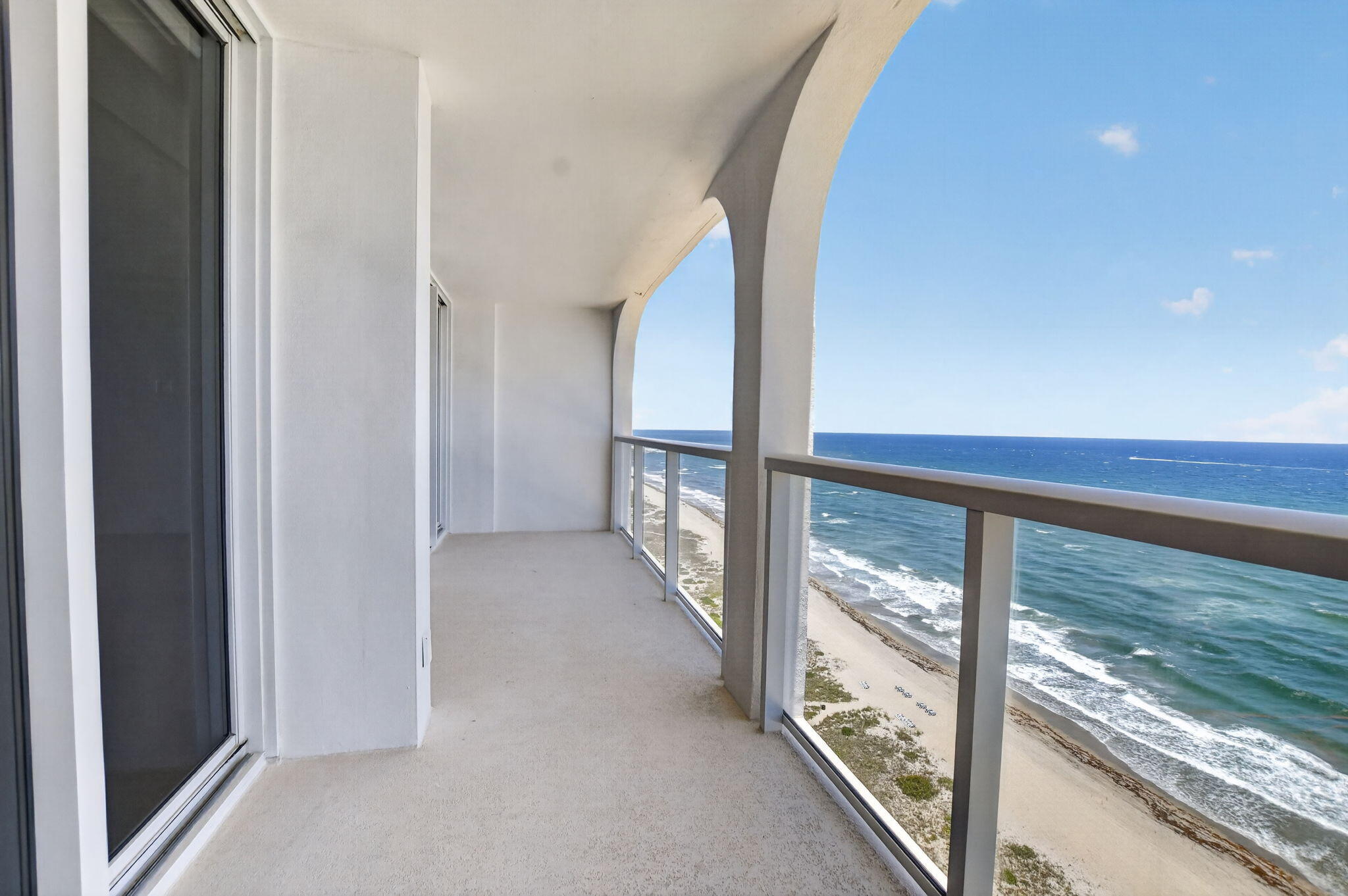 2800 South Ocean Boulevard, Unit 23C Boca Raton, FL 33432 - Photo 21 of 50 a view of an entryway
