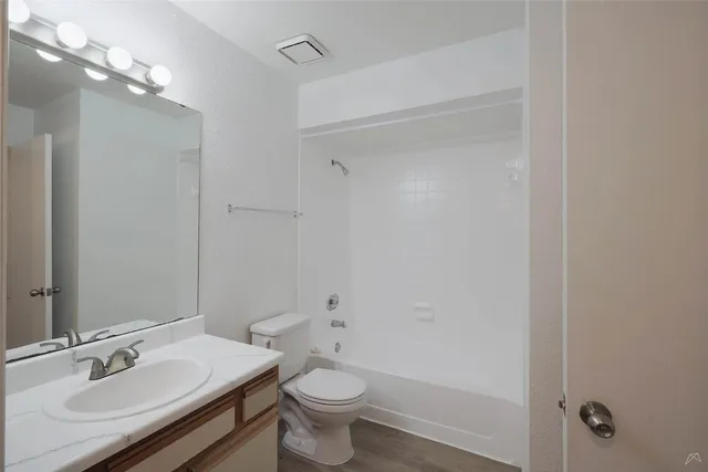 $1,358 | 2430 Cromwell Circle, Unit 1405, Austin, TX 78741