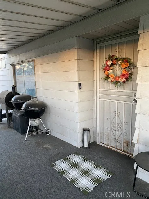 1155 South Riverside Avenue South, Unit 10 Rialto, CA 92376 - Photo 5 of 36