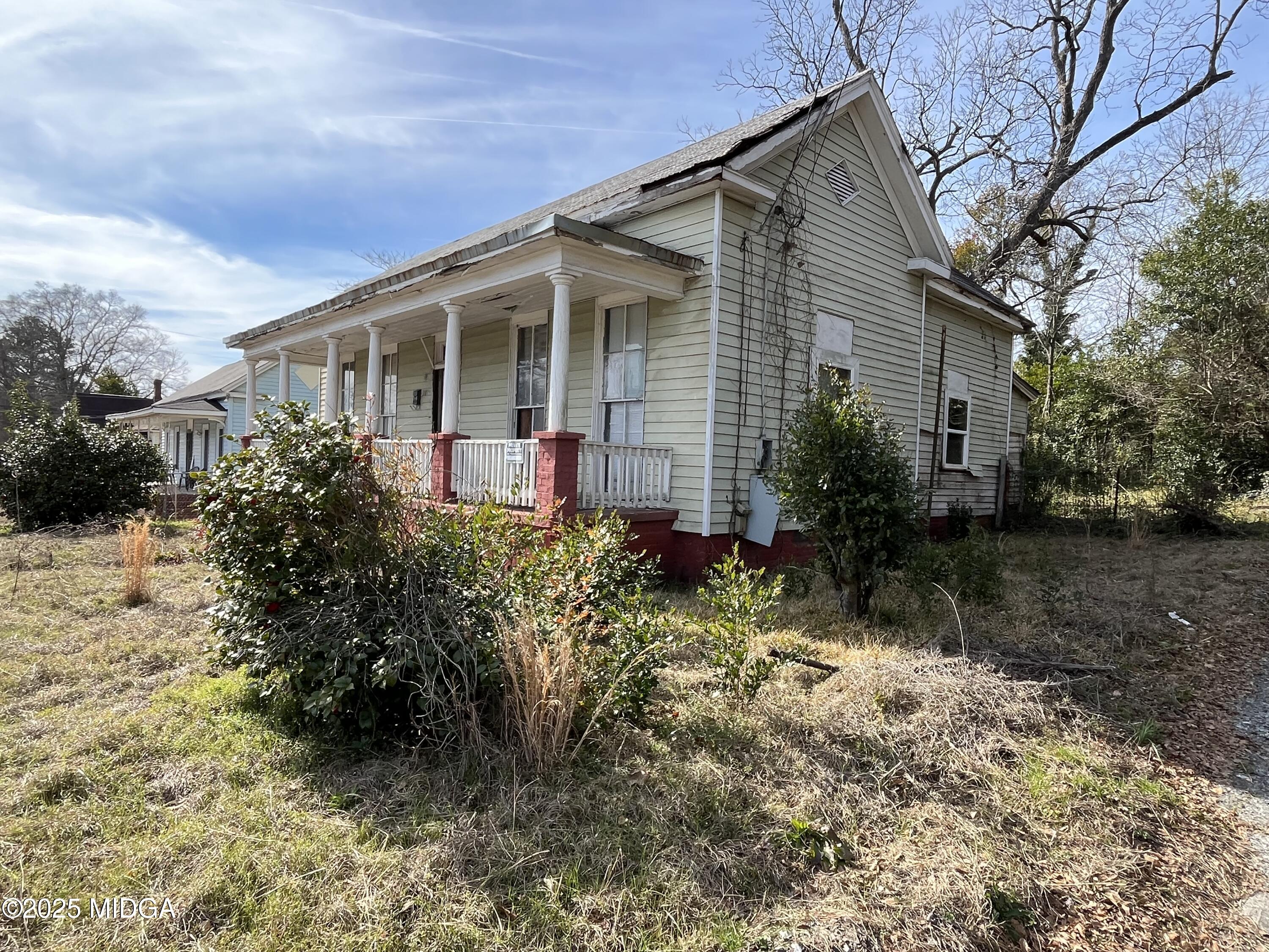 1569 3rd Street Macon, GA 31201 - Photo 2 of 10 IMG_6978