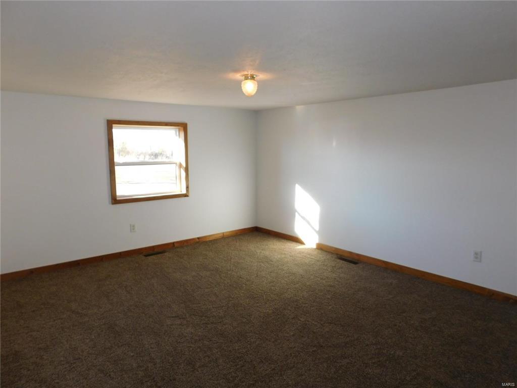 17342 East 5th Road Litchfield, IL 62056 - Photo 22 of 59 Gallery Image 22