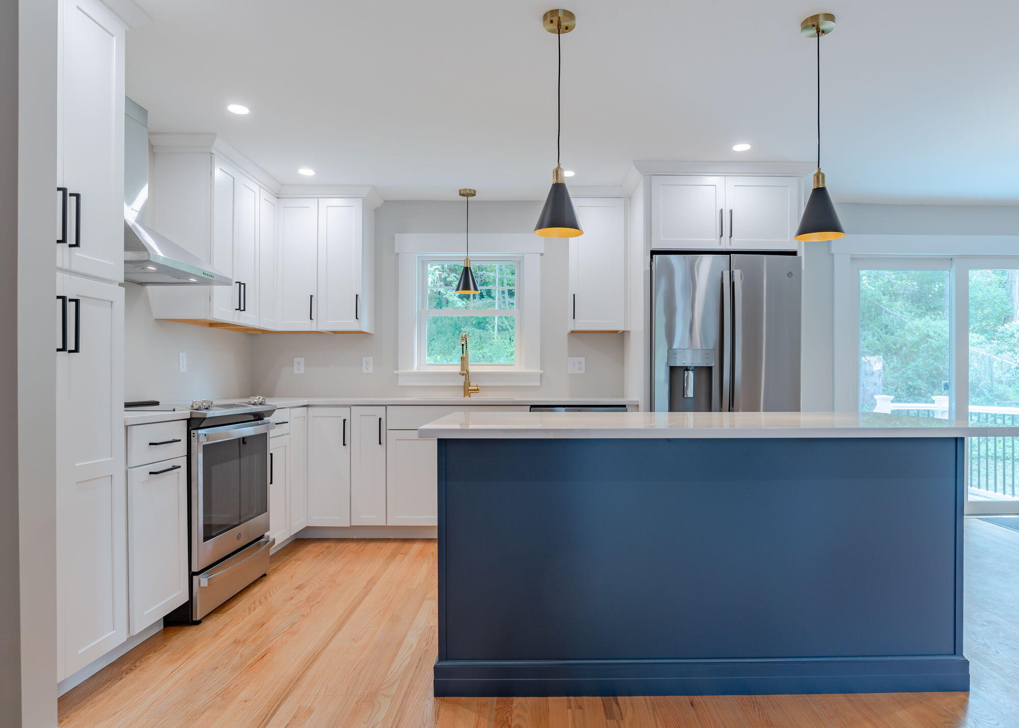 44 Bellaire Road South Portland, ME 04106 - Photo 5 of 38 Bright and Open Kitchen