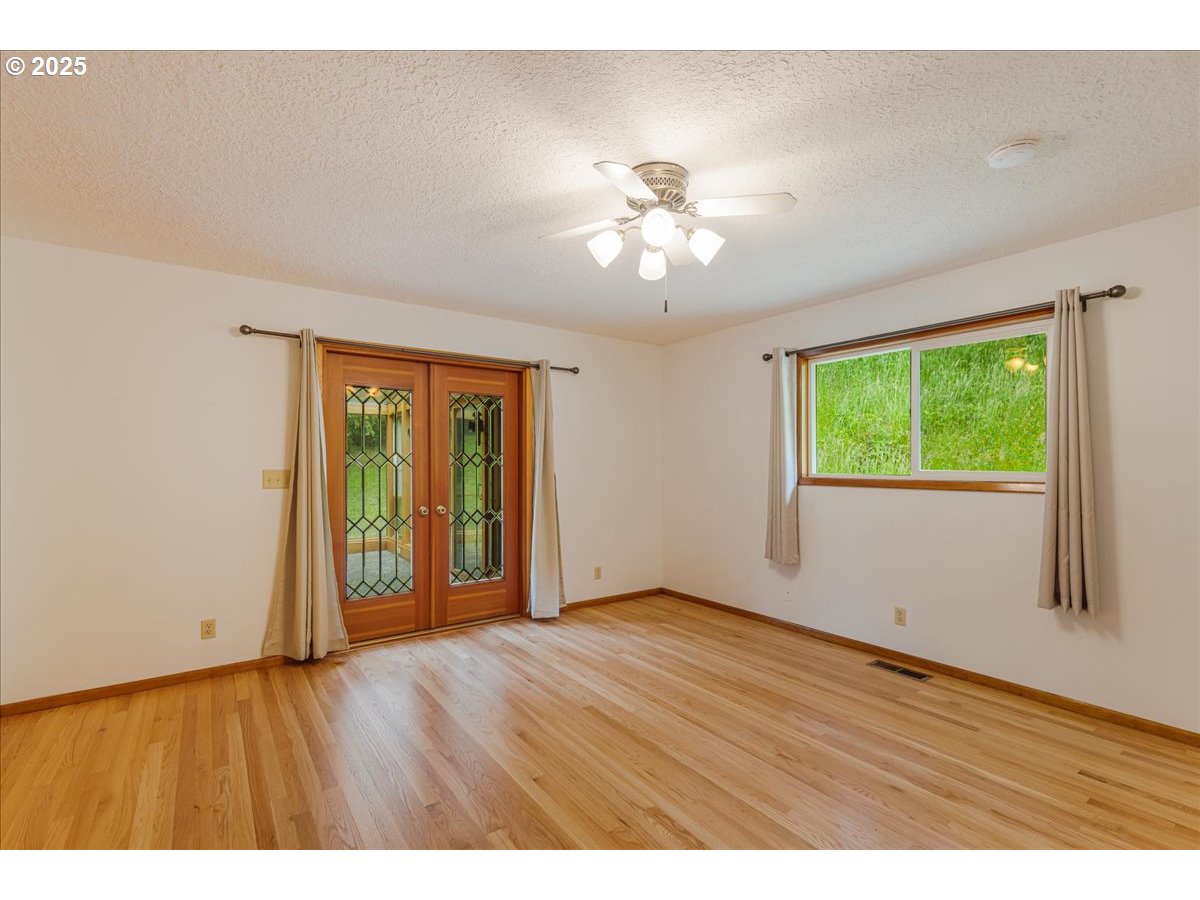 50519 Southwest Scoggins Valley Road Gaston, OR 97119 - Photo 27 of 45 Gallery Image 27