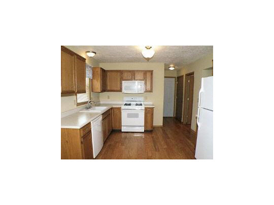 4034 Tesa Road Rockford, IL 61109 - Photo 6 of 9 Gallery Image 6