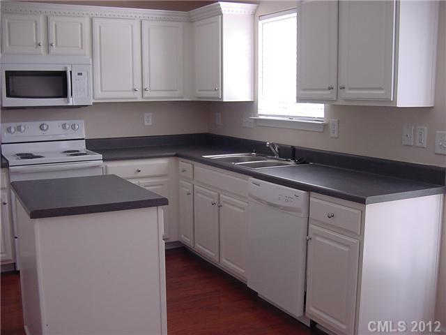 144 Dunnell Road, Unit 145 Mooresville, NC 28115 - Photo 3 of 8 Gallery Image 3