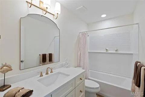 $746,000 | 19109 Old Manchester Road, Wildwood, MO 63069