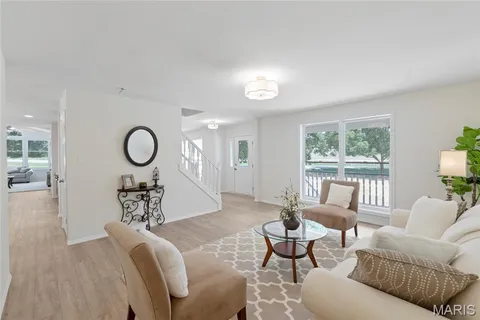 $746,000 | 19109 Old Manchester Road, Wildwood, MO 63069