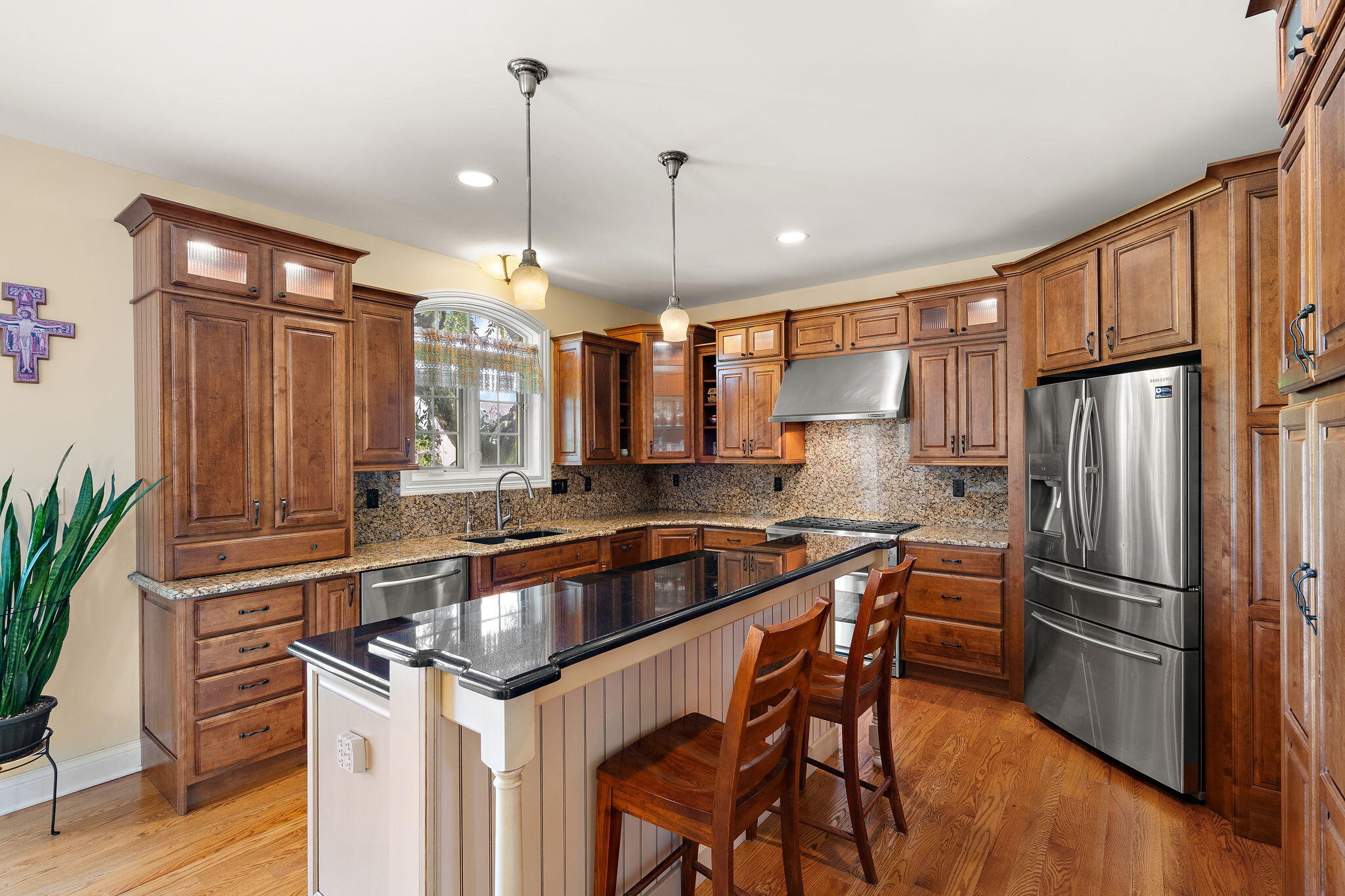 855 Pingel Place Crown Point, IN 46307 - Photo 19 of 55 2048x1365