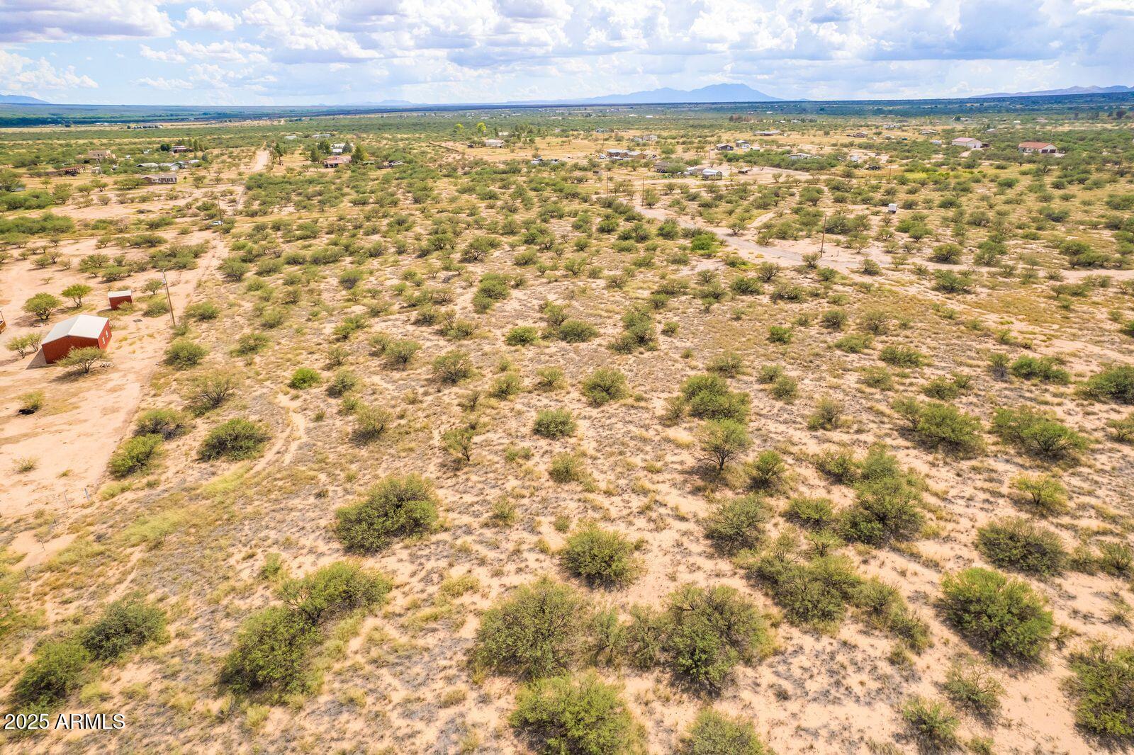13-acres East Lane Ranch Road Hereford, AZ 85615 - Photo 9 of 15 7Hdsv2bg (1)