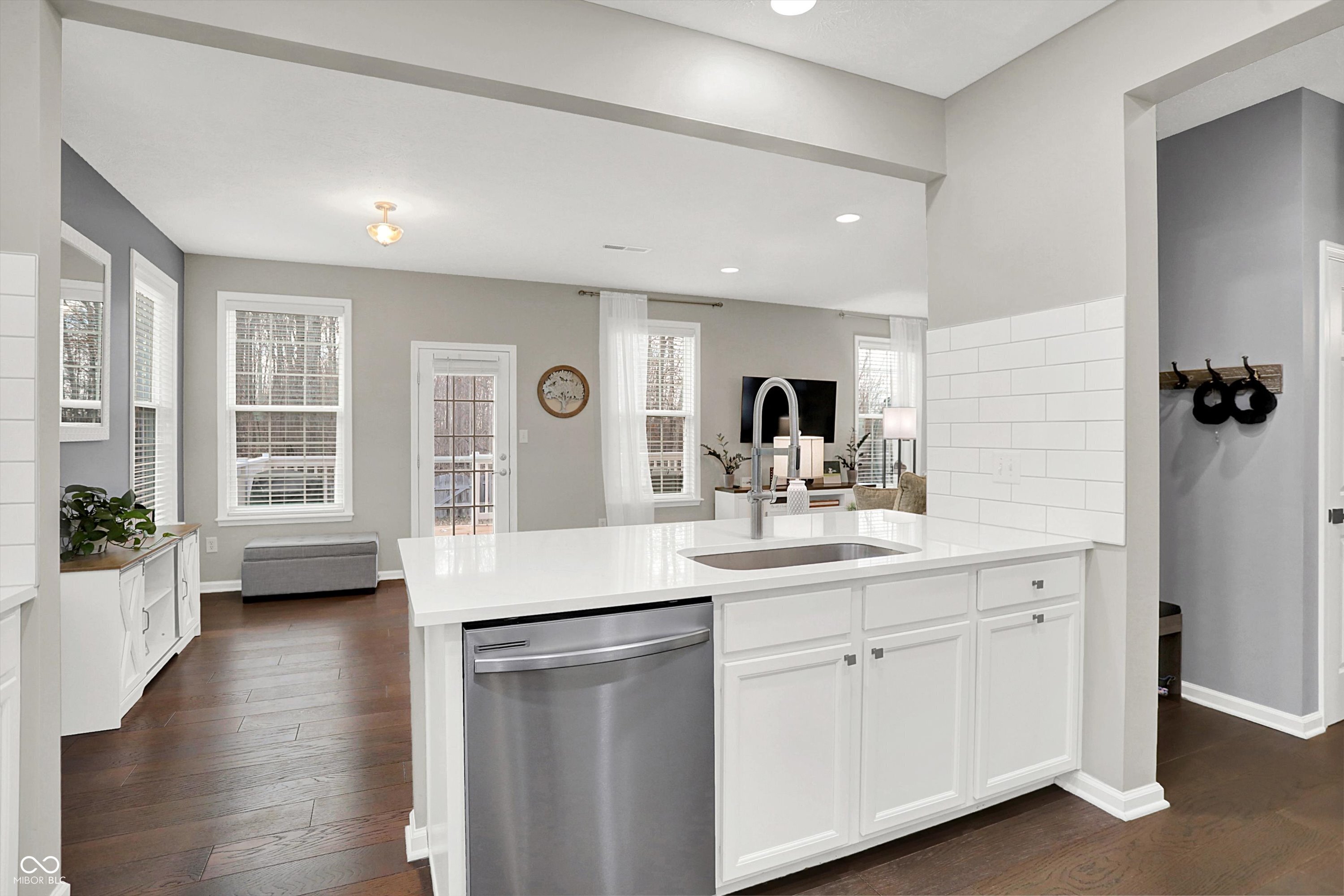 12232 Wolverton Way Fishers, IN 46037 - Photo 14 of 46